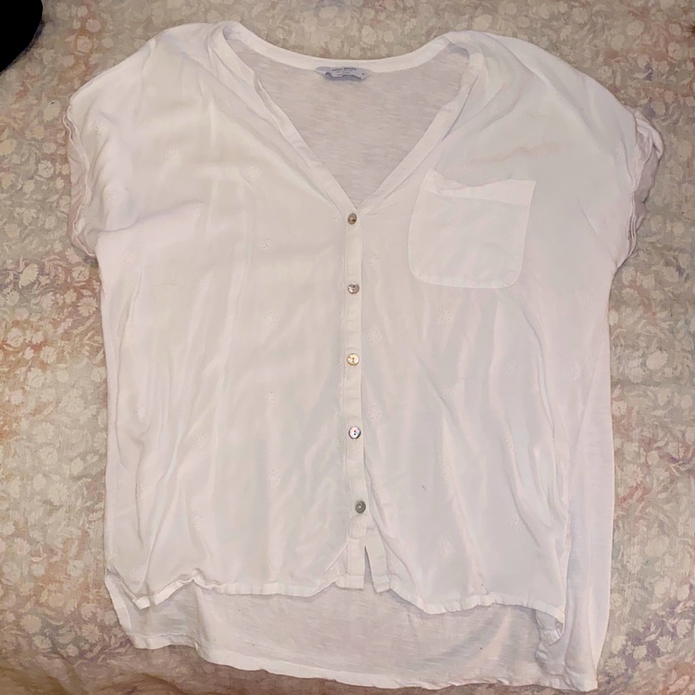 FLORAL BUTTON LAYERING T-SHIRT BLOUSE